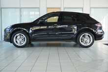 Porsche Macan Gen 3 2.0T PDK - U2522