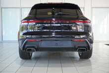 Porsche Macan Gen 3 2.0T PDK - U2522