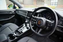 Porsche Macan Gen 3 2.0T PDK - U2522