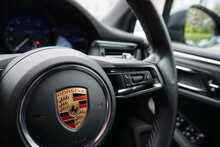 Porsche Macan Gen 3 2.0T PDK - U2522