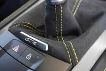 Porsche 718 Cayman GT4 4.0 Manual - U2540