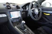 Porsche 718 Cayman GT4 4.0 Manual - U2540
