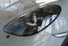 Porsche 718 Cayman GT4 4.0 Manual - U2540