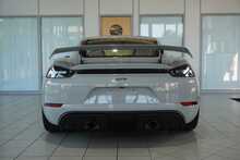 Porsche 718 Cayman GT4 4.0 Manual - U2540
