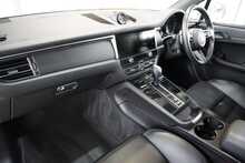Porsche Macan Gen3 2.0T PDK (265 ps) - U2556