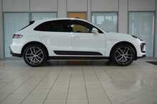 Porsche Macan Gen3 2.0T PDK (265 ps) - U2556