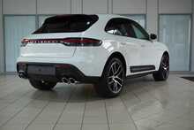Porsche Macan Gen3 2.0T PDK (265 ps) - U2556