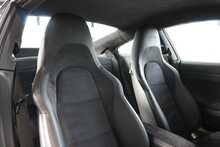 Porsche 911 (991.2) 3.0T Carrera 4 GTS - U2586