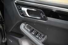 Porsche Macan Gen3 2.9T V6 'S' PDK - U2589