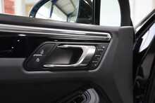 Porsche Macan Gen3 2.9T V6 'S' PDK - U2589