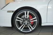Porsche 911 (997.2) 3.8 Carrera 4'S' Coupe Manual - U260002