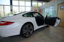 Porsche 911 (997.2) 3.8 Carrera 4'S' Coupe Manual - U260002