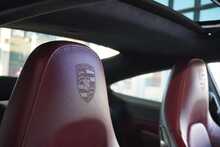 Porsche 911 (991.2) 3.0T Carrera GTS - U2603