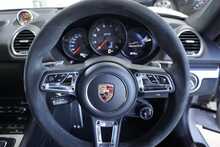 Porsche 718 Cayman GTS 4.0 - U2609