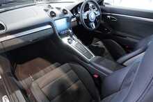 Porsche 718 Cayman GTS 4.0 - U2609