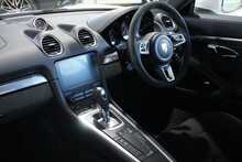 Porsche 718 Cayman GTS 4.0 - U2609