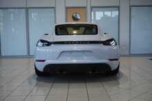 Porsche 718 Cayman GTS 4.0 - U2609