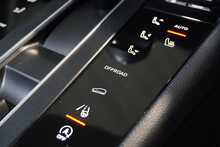 Porsche Macan Gen 3 2.9 V6 S - U2616