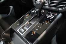 Porsche Macan Gen 3 2.9 V6 S - U2616