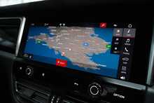 Porsche Macan Gen 3 2.9 V6 S - U2616