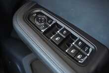 Porsche Macan Gen2 2.0T PDK - U2620