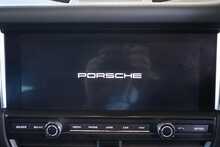 Porsche Macan Gen2 2.0T PDK - U2620