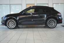 Porsche Macan Gen2 2.0T PDK - U2620