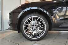 Porsche Macan Gen2 2.0T PDK - U2620