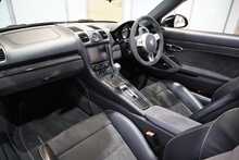 Porsche Boxster 981 GTS Manual - U2622