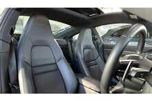 Porsche 911 T 992 Carrera 4S - U2623