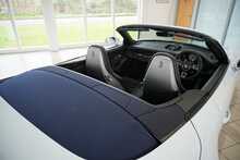 Porsche 911 (991.2) 3.0T Carrera 4 GTS Cabriolet PDK - U2624