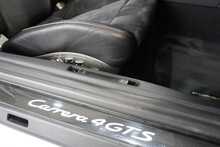 Porsche 911 (991.2) 3.0T Carrera 4 GTS Cabriolet PDK - U2624