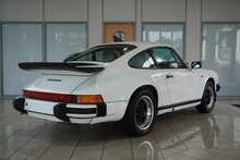 Porsche 911 3.2 Carrera Sport - U2625