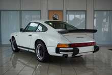 Porsche 911 3.2 Carrera Sport - U2625