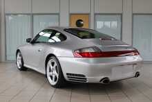Porsche 911 (996) 3.6 C4S Coupe Manual - U263301