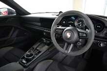 Porsche 911 (992) 3.0T 'Carrera T' - U2637