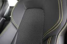 Porsche 911 (992) 3.0T 'Carrera T' - U2637