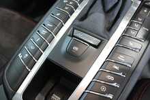 Porsche Macan T V6 GTS - U2638