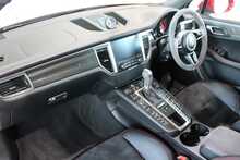 Porsche Macan T V6 GTS - U2638