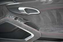 Porsche Cayman 981 GTS 3.4 Manual - U2640