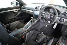 Porsche 718 Cayman GT4 Clubsport - U2642