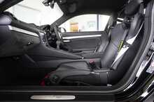Porsche 718 Cayman GT4 Clubsport - U2642