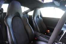 Porsche 911 (997.2) 3.8 Carrera 4 GTS PDK - U2645
