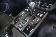 Porsche Macan Gen3 2.9T V6 'S' PDK - U2646