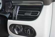 Porsche Macan Gen2 3.0T V6 'S' PDK - U2652