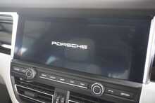 Porsche Macan Gen2 3.0T V6 'S' PDK - U2652