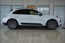 Porsche Macan Gen2 3.0T V6 'S' PDK - U2652