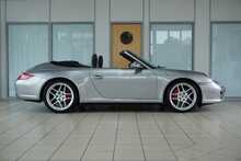 Porsche 911 (997.2) 3.8 C4'S' Cabriolet Manual - U2653