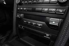 Porsche 911 (997.2) 3.8 C4'S' Cabriolet Manual - U2653