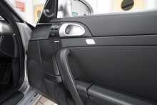 Porsche 911 (997.2) 3.8 C4'S' Cabriolet Manual - U2653